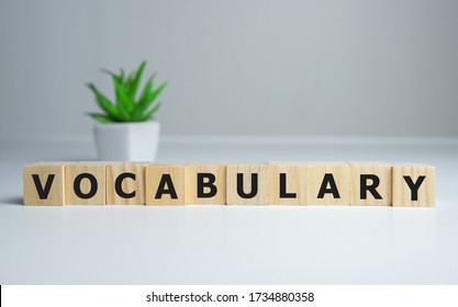 18662IK203-2023/2024 (SP GENAP)-VOCABULARY--C1-F8