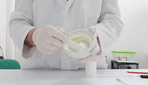 1513FA004-24251-C1-COMPOUNDING AND DISPENSING ANGKATAN XVII