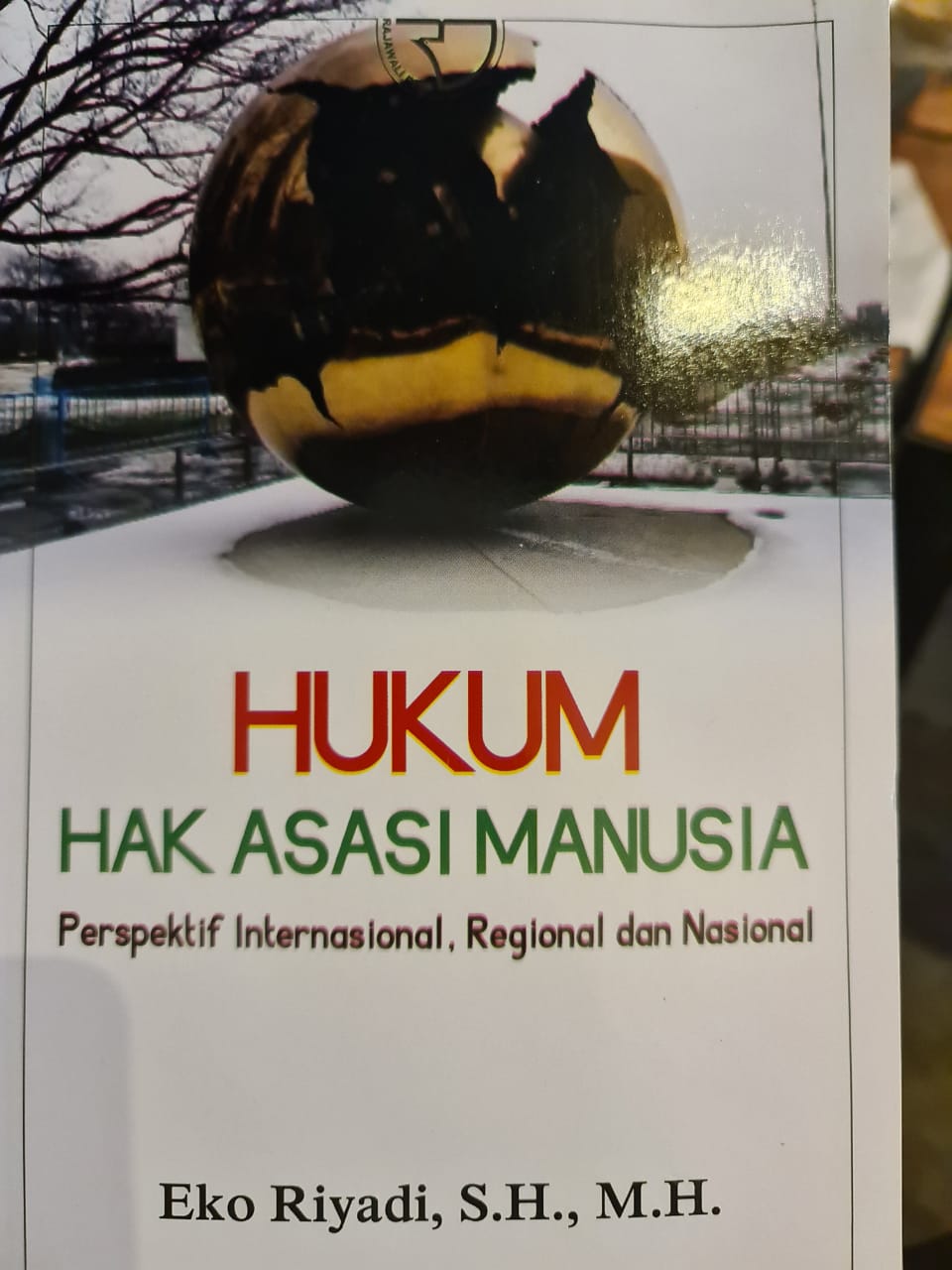 0402IH2323-2021/2022-Hukum dan HAM-C4-B6